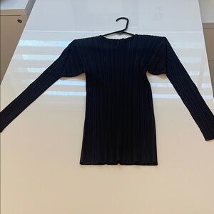 Issey Miyake Pleats Please dark brown long sleeve top. Size 3. In great conditio